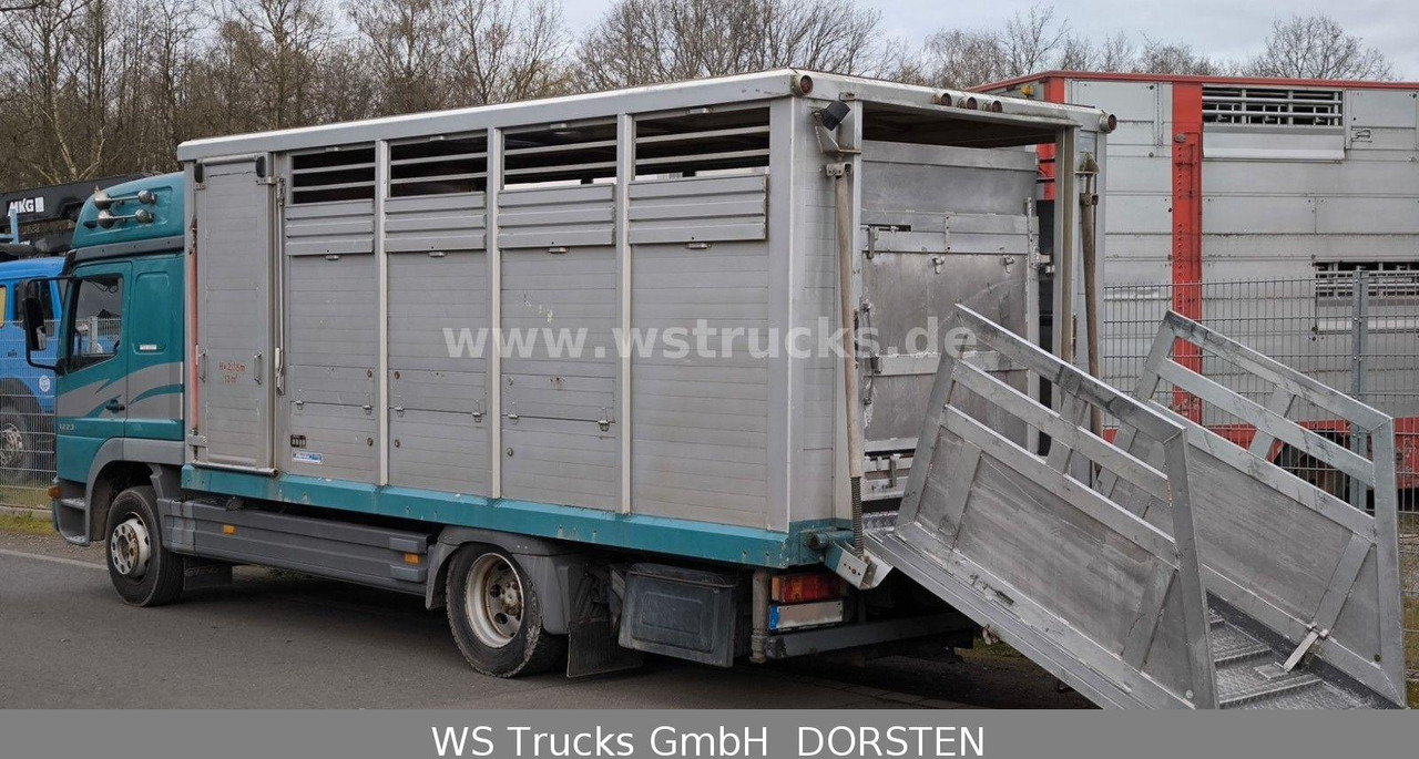 Mercedes-Benz Atego 1223 1 Stock Hohe Gitter Viehtransporter - Horse truck: picture 5 Mercedes-Benz Atego 1223 1 Stock Hohe Gitter Viehtransporter - Horse truck: picture 5