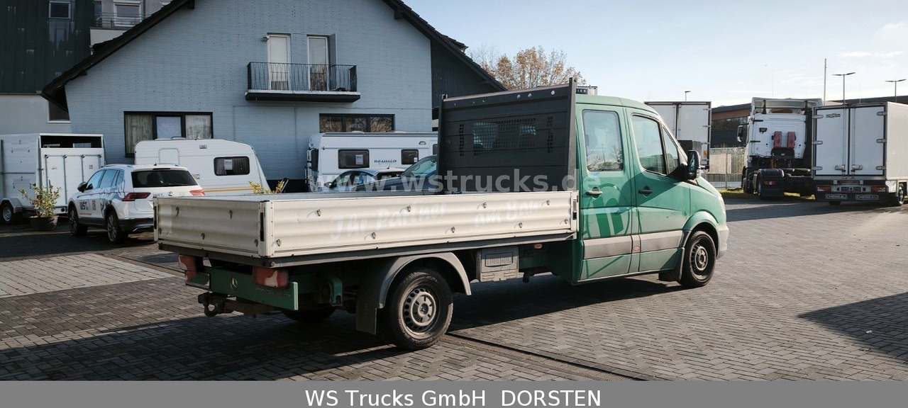 Mercedes-Benz Sprinter II Pritsche/DoKa 310/311/313/314/316 CD - Open body delivery van: picture 4 Mercedes-Benz Sprinter II Pritsche/DoKa 310/311/313/314/316 CD - Open body delivery van: picture 4