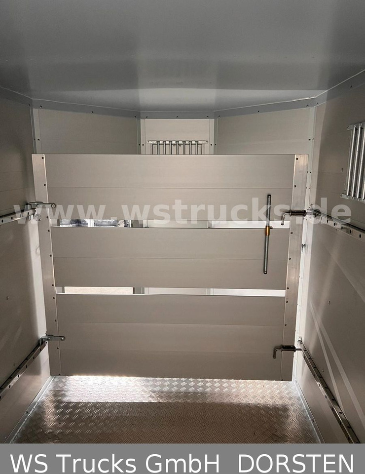 Livestock trailer WST Edition B Plus 4018 Vieh 3.500kg Festes Dach: picture 13