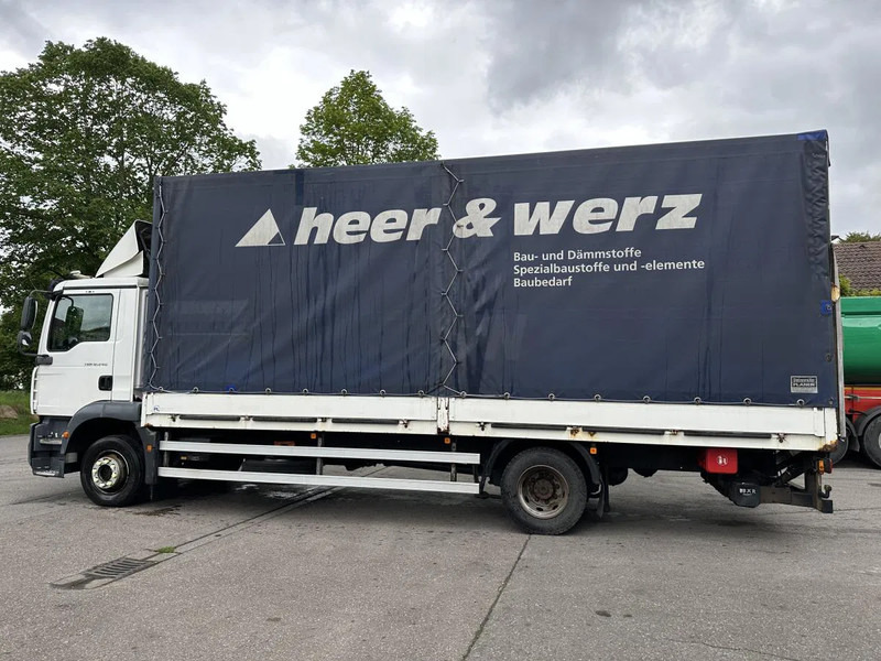 MAN TGL 12.250 BL Pri/Plane LBW 18 Paletten Schalter - Curtain side truck: picture 2 MAN TGL 12.250 BL Pri/Plane LBW 18 Paletten Schalter - Curtain side truck: picture 2
