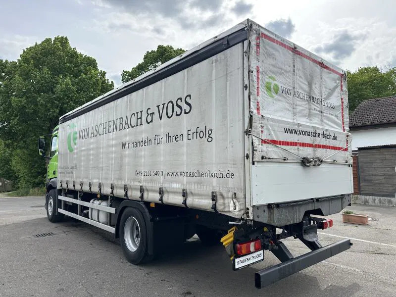 Mercedes-Benz Antos 1827 L Pr/Plane Rungentaschen E6 - Curtain side truck: picture 4 Mercedes-Benz Antos 1827 L Pr/Plane Rungentaschen E6 - Curtain side truck: picture 4