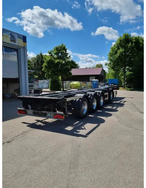 Nooteboom CT-53-04 D 4-Achs Containerchassis Combitrailer CT-53-04 D 4-Achs Containerchassis Combitrailer - Container transporter/ Swap body semi-trailer: picture 5 Nooteboom CT-53-04 D 4-Achs Containerchassis Combitrailer CT-53-04 D 4-Achs Containerchassis Combitrailer - Container transporter/ Swap body semi-trailer: picture 5
