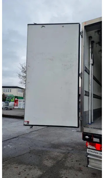 Refrigerator truck Scania P360 4X2 Fleisch Rohrbahnen Carrier Vector 1550: picture 17