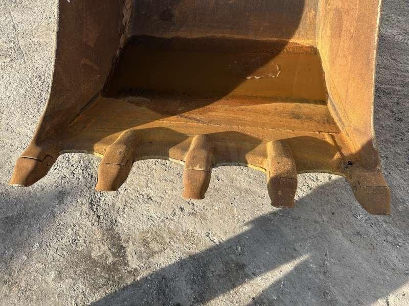 1200mm - Axes 70mm - Excavator bucket for Construction machinery: picture 2 1200mm - Axes 70mm - Excavator bucket for Construction machinery: picture 2