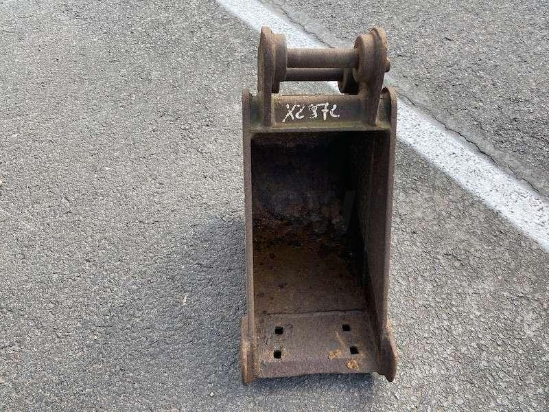 240mm - Axes 25mm - Excavator bucket: picture 3 240mm - Axes 25mm - Excavator bucket: picture 3