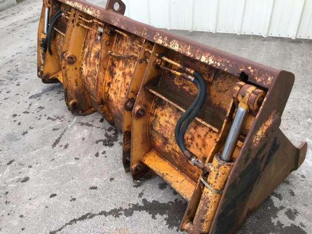 Loader bucket CASE 2340mm - Type tractopelle: picture 9