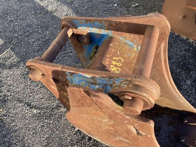 CATERPILLAR 420mm - Excavator bucket: picture 5 CATERPILLAR 420mm - Excavator bucket: picture 5