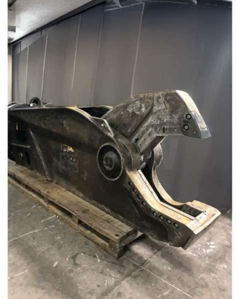 CATERPILLAR S3050 - Demolition shears: picture 2 CATERPILLAR S3050 - Demolition shears: picture 2