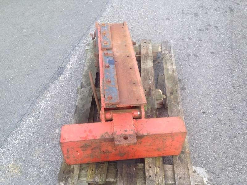MONTABERT BATEUR A PAL PLANCHE TYPE 70 - Hydraulic hammer: picture 3 MONTABERT BATEUR A PAL PLANCHE TYPE 70 - Hydraulic hammer: picture 3