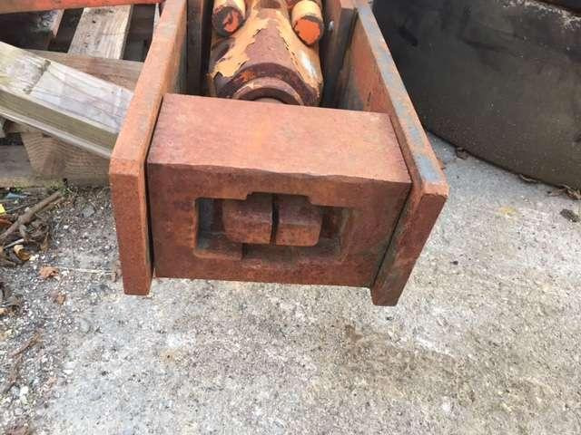 NPK H1XA - Palplanches - Hydraulic hammer for Construction machinery: picture 5 NPK H1XA - Palplanches - Hydraulic hammer for Construction machinery: picture 5