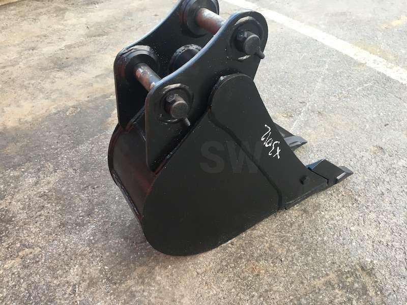 STRICKLAND 230mm - Axes 35mm - Excavator bucket: picture 5 STRICKLAND 230mm - Axes 35mm - Excavator bucket: picture 5