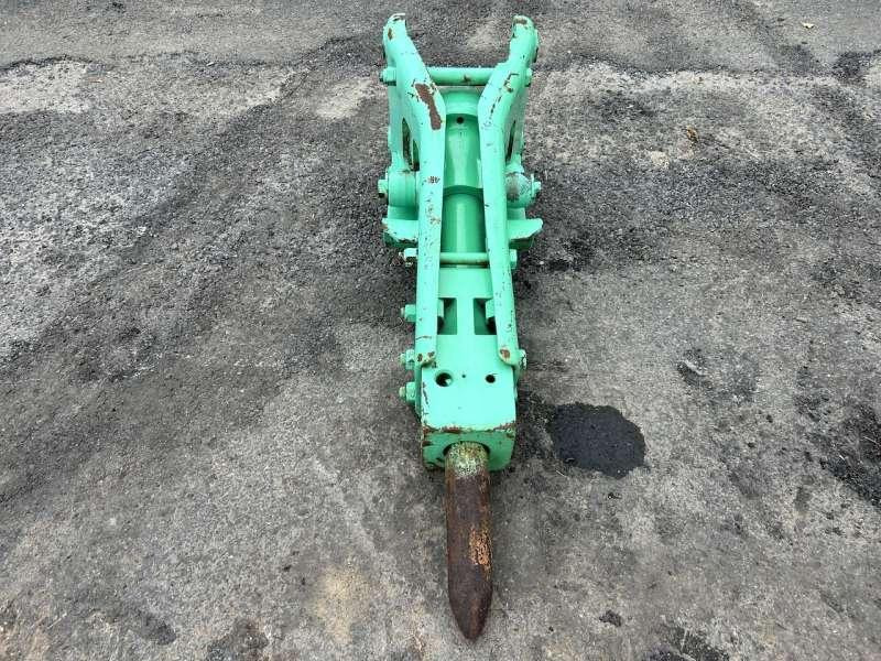 Tractopelles / peles 6 / 8 Tonnes - 355 Kgs - Hydraulic hammer for Construction machinery: picture 2 Tractopelles / peles 6 / 8 Tonnes - 355 Kgs - Hydraulic hammer for Construction machinery: picture 2