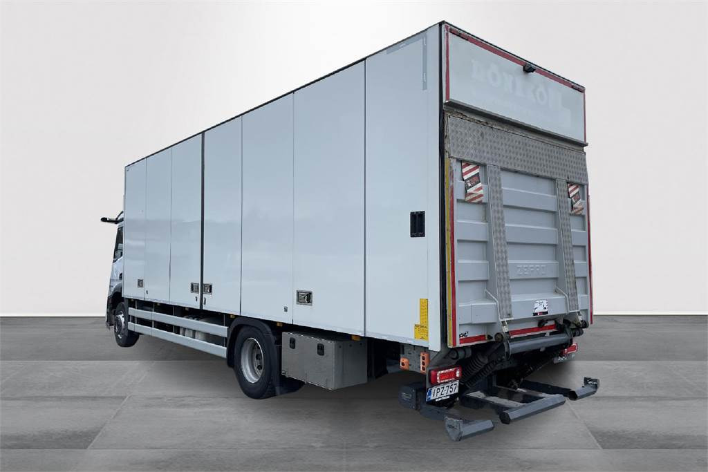 Mercedes-Benz ACTROS 1832L 4x2 8,4m Piako Umpikori - Box truck: picture 3 Mercedes-Benz ACTROS 1832L 4x2 8,4m Piako Umpikori - Box truck: picture 3