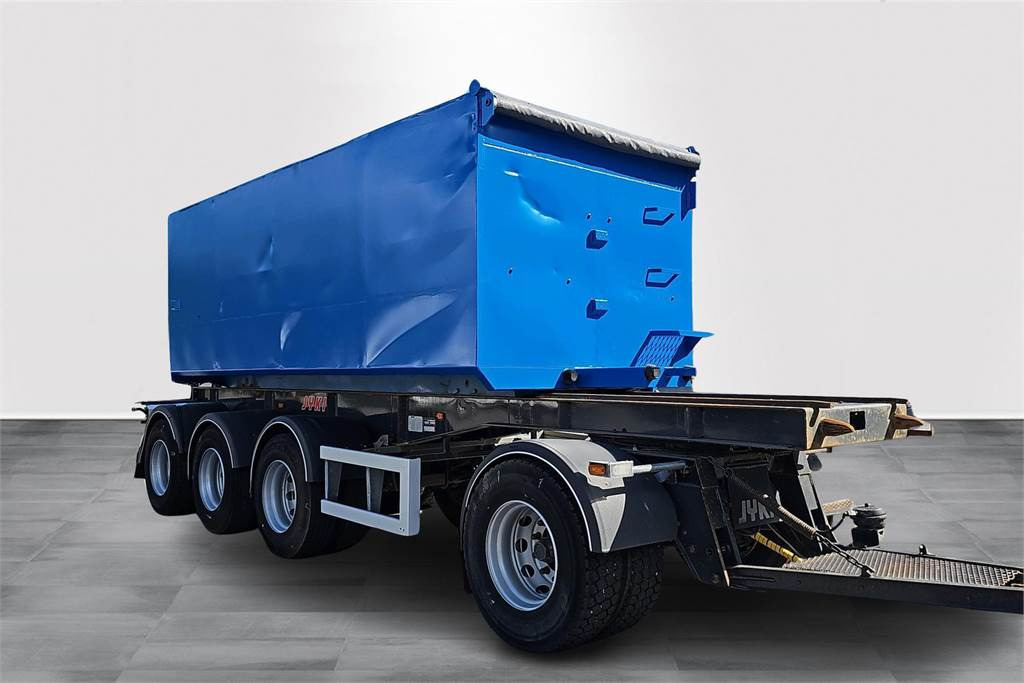 Tipper Mercedes-Benz AROCS 3758 L 8x4: picture 6