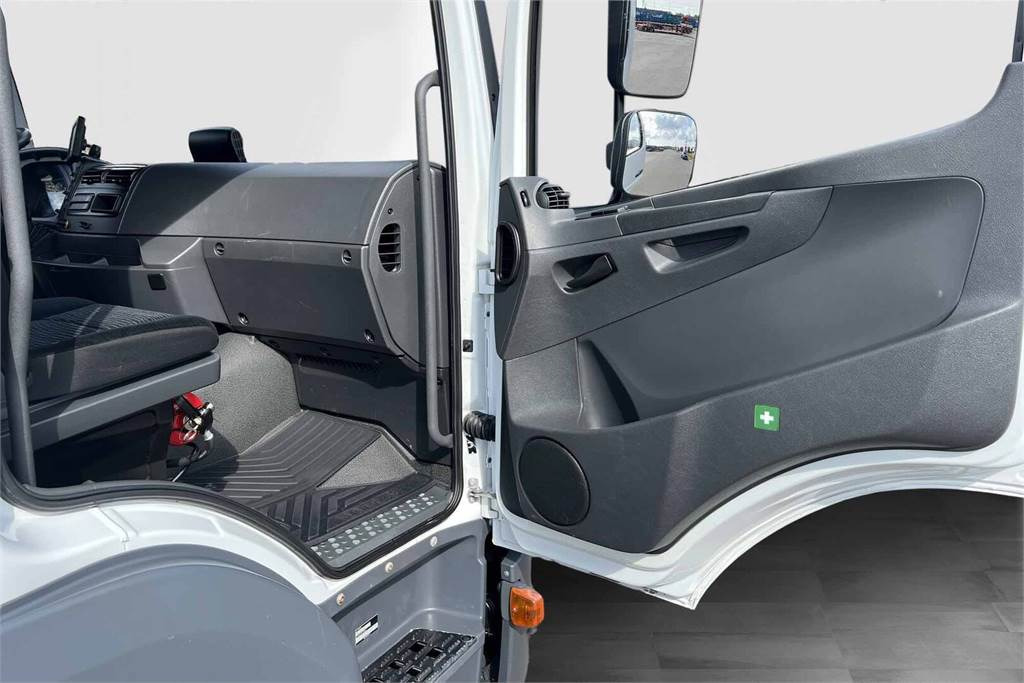 Box truck Mercedes-Benz ATEGO 1224L KSA-kori + PL: picture 23