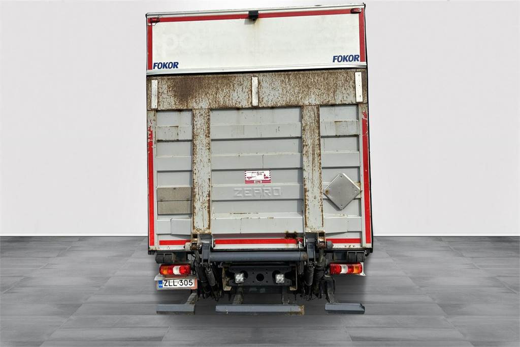 Mercedes-Benz Antos 1827 L/4x2 KSA-UMPIKORI+pL-NOSTIN - Box truck: picture 4 Mercedes-Benz Antos 1827 L/4x2 KSA-UMPIKORI+pL-NOSTIN - Box truck: picture 4