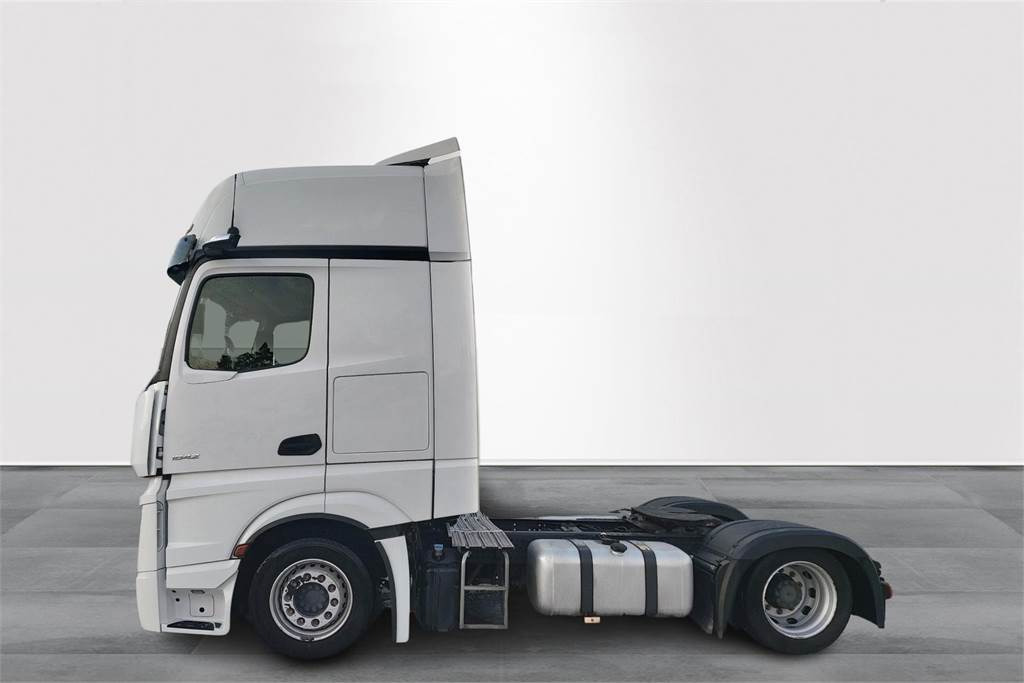 Mercedes-Benz ACTROS Actros 5 L 1842 LSnRL - Tractor unit: picture 2 Mercedes-Benz ACTROS Actros 5 L 1842 LSnRL - Tractor unit: picture 2