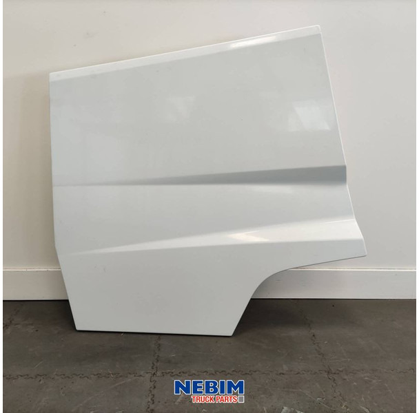 Renault Renault - 7482376484 - Bagageluik T-serie rechts - Spare parts for Truck: picture 1 Renault Renault - 7482376484 - Bagageluik T-serie rechts - Spare parts for Truck: picture 1