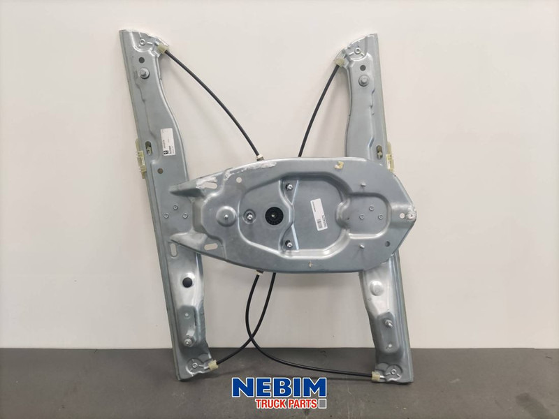 Renault Renault - 7482540378 - Raammechanisme links - Spare parts for Truck: picture 1 Renault Renault - 7482540378 - Raammechanisme links - Spare parts for Truck: picture 1