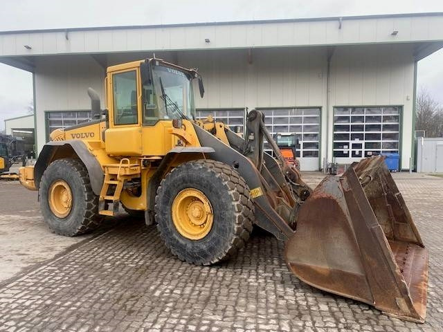 Wheel loader Volvo L 120 E (12005672): picture 7