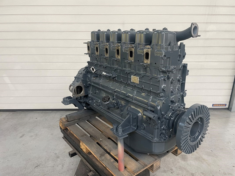 Mitsubishi 6D24-TCE2 LONGBLOCK - Construction machinery: picture 4 Mitsubishi 6D24-TCE2 LONGBLOCK - Construction machinery: picture 4