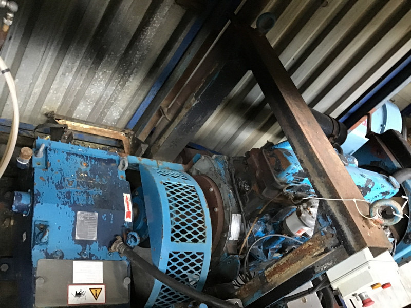 Ford 2714E POMP 550 BAR USED - Water pump: picture 2 Ford 2714E POMP 550 BAR USED - Water pump: picture 2