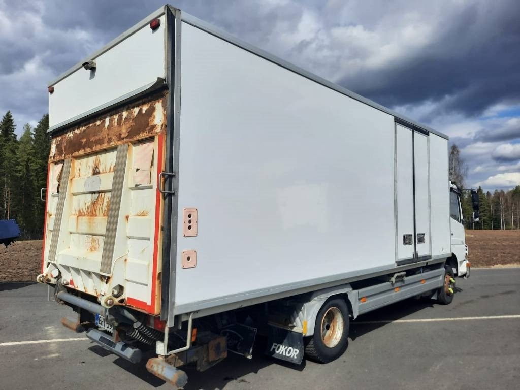 Mercedes-Benz Atego 1022 - Box truck: picture 5 Mercedes-Benz Atego 1022 - Box truck: picture 5