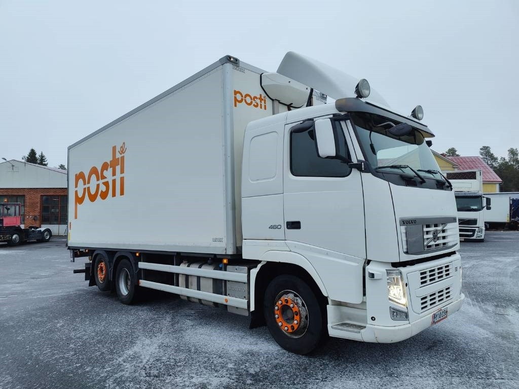 Volvo FH 13 - Box truck: picture 2 Volvo FH 13 - Box truck: picture 2