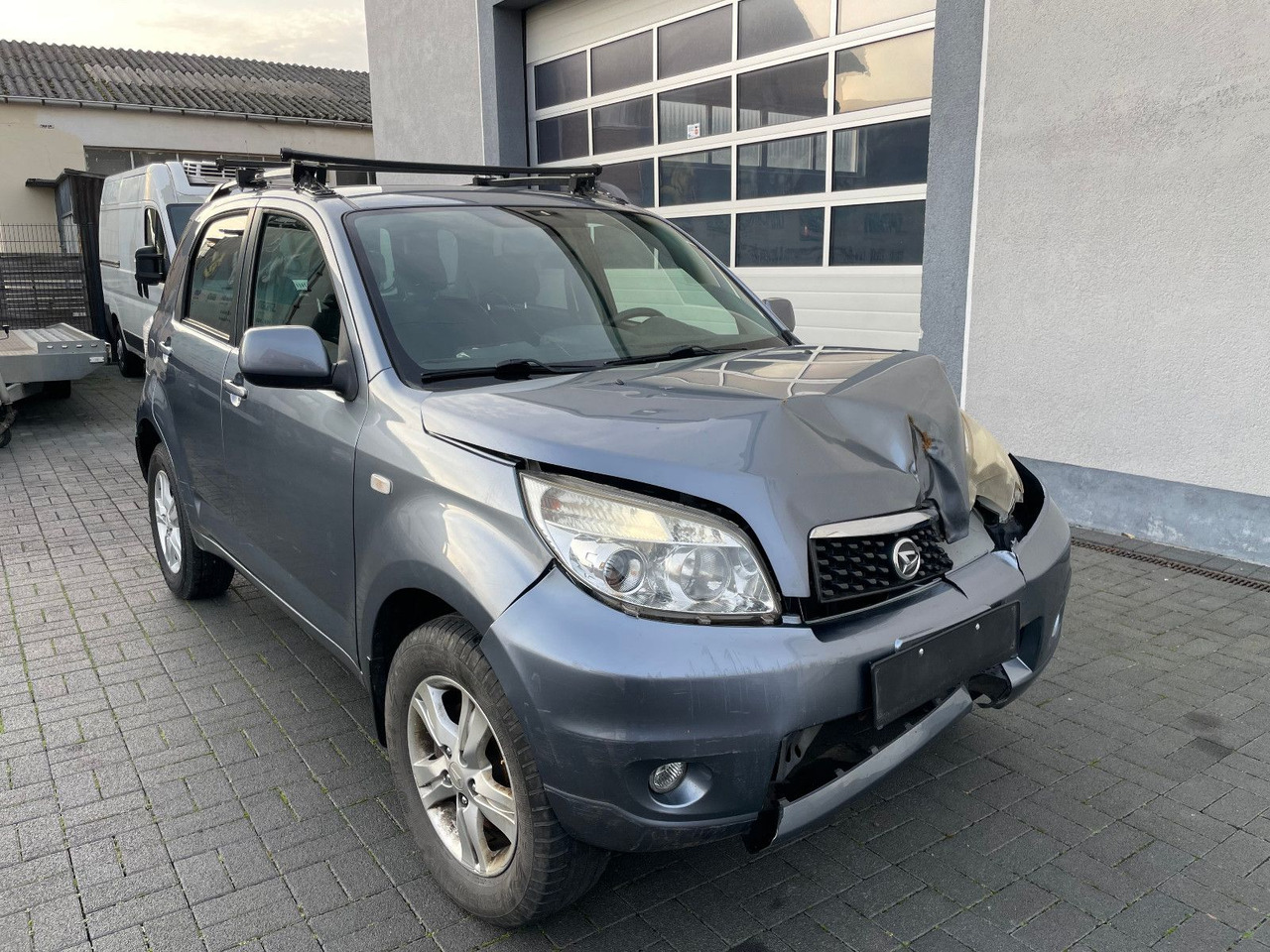 Daihatsu Terios 1.5i 4WD Top Unfall - SUV: picture 1 Daihatsu Terios 1.5i 4WD Top Unfall - SUV: picture 1