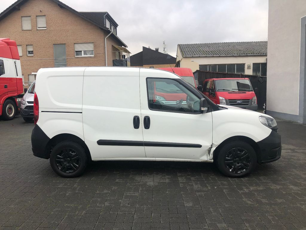 Fiat Doblò SX Kasten 1.3 JTD - Small van: picture 4 Fiat Doblò SX Kasten 1.3 JTD - Small van: picture 4