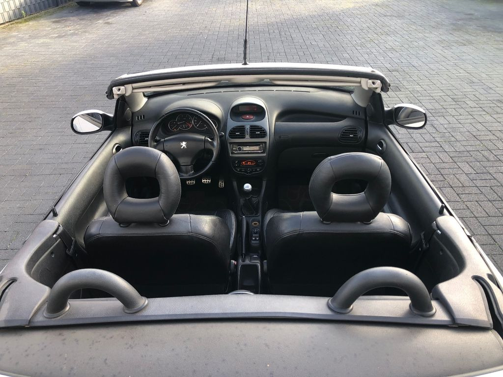 Peugeot 206 Cabriolet CC Platinum - Car: picture 4 Peugeot 206 Cabriolet CC Platinum - Car: picture 4