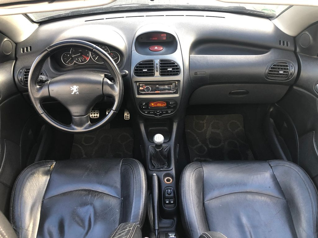 Peugeot 206 Cabriolet CC Platinum - Car: picture 3 Peugeot 206 Cabriolet CC Platinum - Car: picture 3