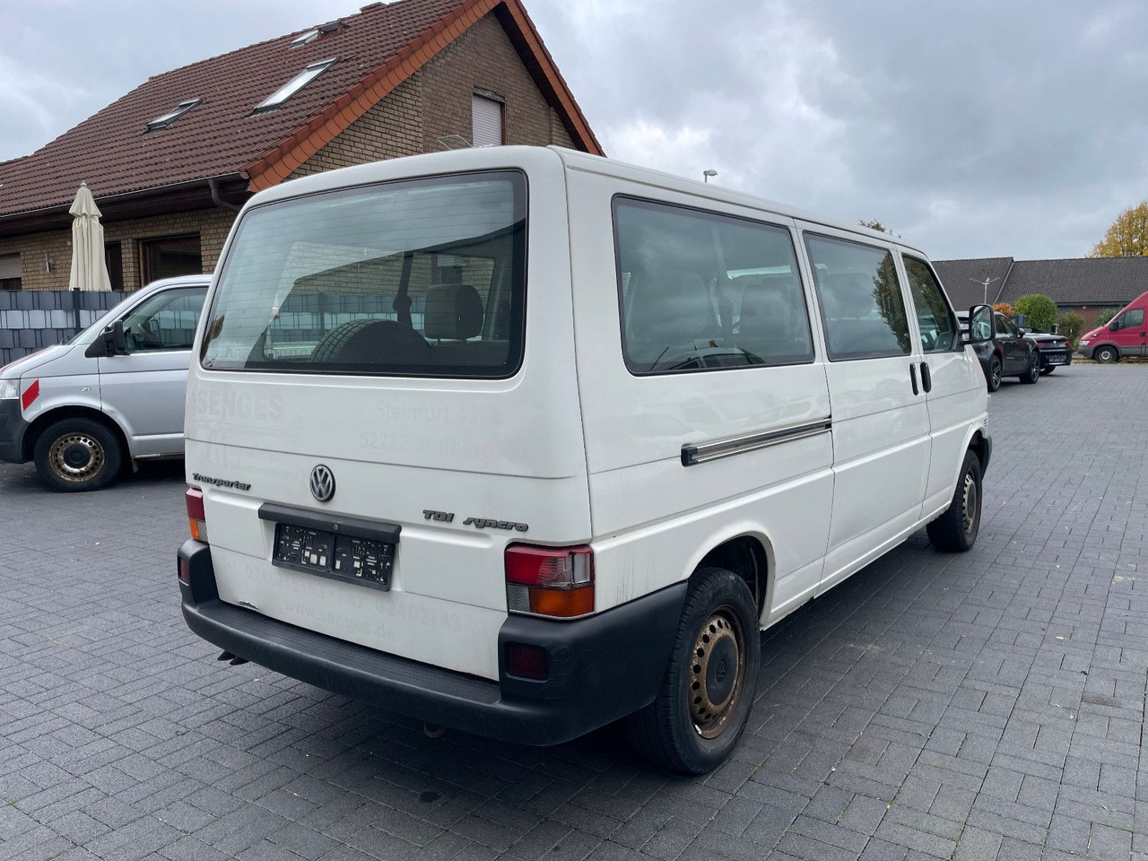 Volkswagen T4 Caravelle 2,5-l-Diesel TDI 75kW syncro lang - Passenger van: picture 2 Volkswagen T4 Caravelle 2,5-l-Diesel TDI 75kW syncro lang - Passenger van: picture 2