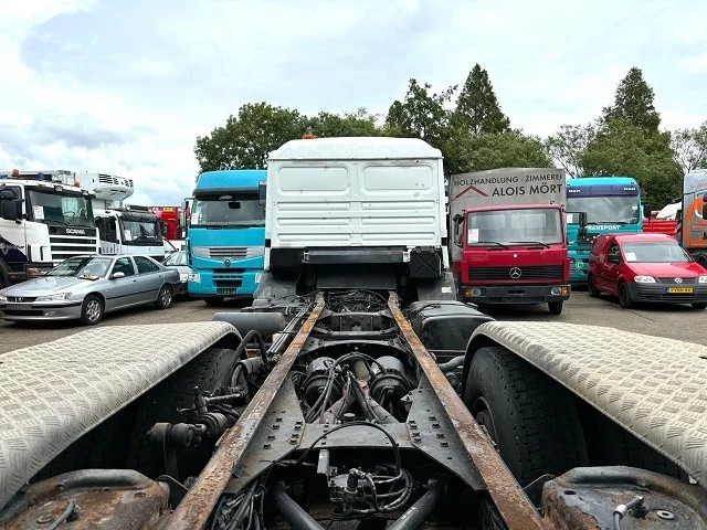 Cab chassis truck MAN 26.414 FNL-T (6-CILINDERHEADS) 6x4 CHASSIS (EURO 2 / ZF16 MANUAL GEARBOX / REDUCTION AXLES): picture 10 Cab chassis truck MAN 26.414 FNL-T (6-CILINDERHEADS) 6x4 CHASSIS (EURO 2 / ZF16 MANUAL GEARBOX / REDUCTION AXLES): picture 10
