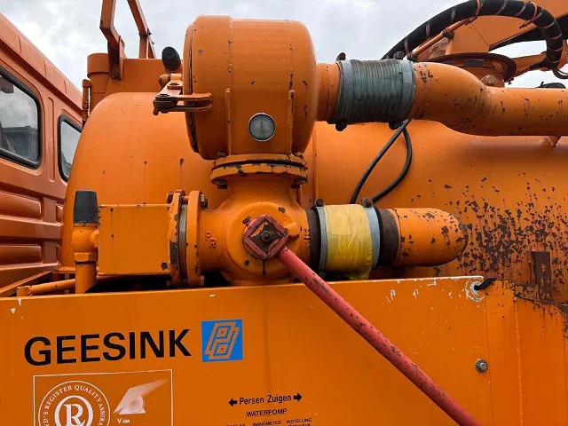 Vacuum truck MAN F 15.192 (6-CILINDER) WITH GEESINK VACUUM TANK (MANUAL GEARBOX / P.T.O.) ORIGINAL DUTCH TRUCK: picture 14
