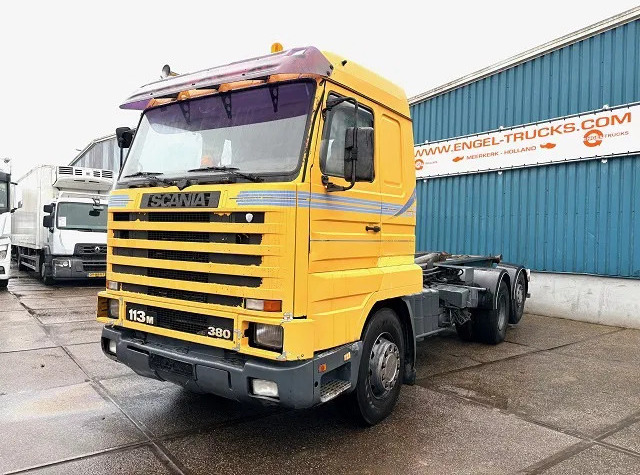 Scania R113-380 ML TOP-/STREAMLINE 6x2 HOOK-ARM (12 GEARS MANUAL GEARBOX / 8.000 KG. FRONT AXLE / LIFT-AXLE / AIRCONDITIONING / P.T.O.) - Hook lift truck: picture 1 Scania R113-380 ML TOP-/STREAMLINE 6x2 HOOK-ARM (12 GEARS MANUAL GEARBOX / 8.000 KG. FRONT AXLE / LIFT-AXLE / AIRCONDITIONING / P.T.O.) - Hook lift truck: picture 1