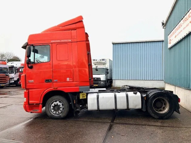 DAF XF 105.460 SPACECAB AS-TRONIC (EURO 5 EEV / AS-TRONIC GEARBOX / AIRCONDITIONING / ELECTRICAL MAINSWITCH / COMPLETE SPOILERSET ON - Tractor unit: picture 5 DAF XF 105.460 SPACECAB AS-TRONIC (EURO 5 EEV / AS-TRONIC GEARBOX / AIRCONDITIONING / ELECTRICAL MAINSWITCH / COMPLETE SPOILERSET ON - Tractor unit: picture 5