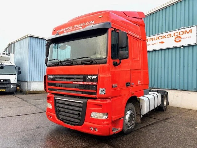 DAF XF 105.460 SPACECAB AS-TRONIC (EURO 5 EEV / AS-TRONIC GEARBOX / AIRCONDITIONING / ELECTRICAL MAINSWITCH / COMPLETE SPOILERSET ON - Tractor unit: picture 1 DAF XF 105.460 SPACECAB AS-TRONIC (EURO 5 EEV / AS-TRONIC GEARBOX / AIRCONDITIONING / ELECTRICAL MAINSWITCH / COMPLETE SPOILERSET ON - Tractor unit: picture 1