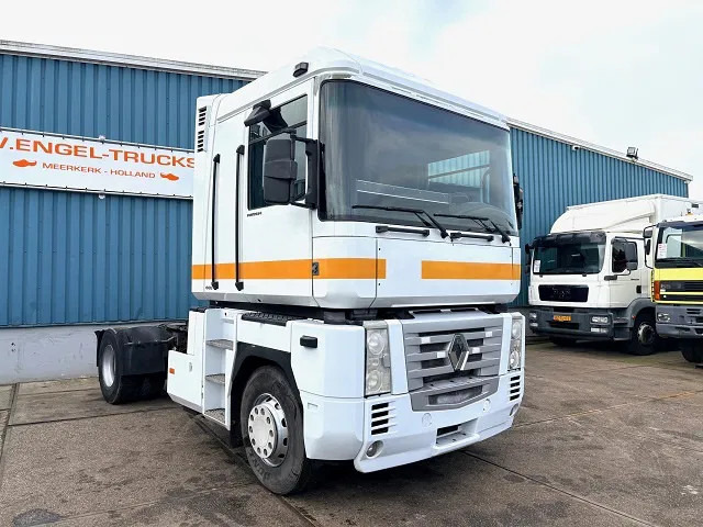 Renault Magnum 440 E-TECH (MACK ENGINE / ZF16 MANUAL GEARBOX / ZF-INTARDER / AIRCONDITIONING / ETC.) - Tractor unit: picture 2 Renault Magnum 440 E-TECH (MACK ENGINE / ZF16 MANUAL GEARBOX / ZF-INTARDER / AIRCONDITIONING / ETC.) - Tractor unit: picture 2