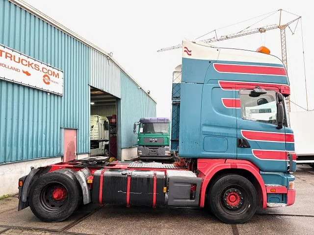 Scania R164-580 V8 TOPLINE COLLECTORS ITEM!! / APK 10-2026!! (12+2 MANUAL GEARBOX / RETARDER / AIRCONDITIONING / 2x TANK / ETC.) - Tractor unit: picture 4 Scania R164-580 V8 TOPLINE COLLECTORS ITEM!! / APK 10-2026!! (12+2 MANUAL GEARBOX / RETARDER / AIRCONDITIONING / 2x TANK / ETC.) - Tractor unit: picture 4