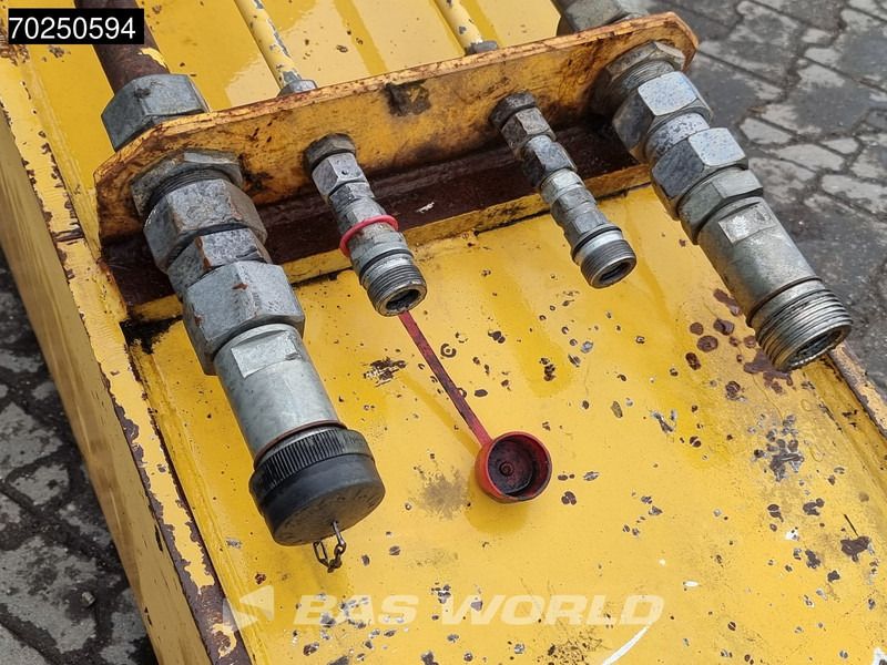 Liebherr R974 STICK - Attachment: picture 3 Liebherr R974 STICK - Attachment: picture 3