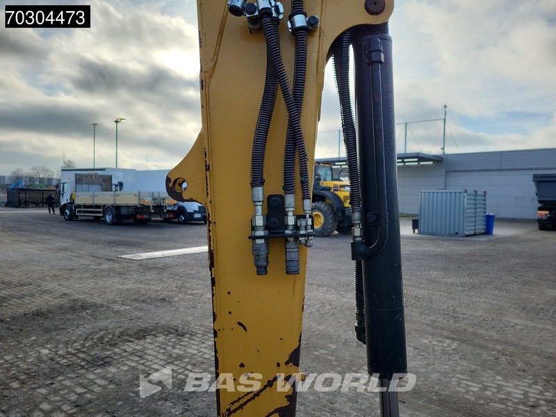 Mini excavator Caterpillar 305 E2 CR: picture 12