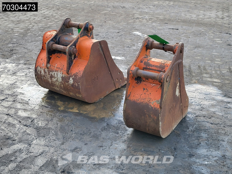 Mini excavator Caterpillar 305 E2 CR: picture 19