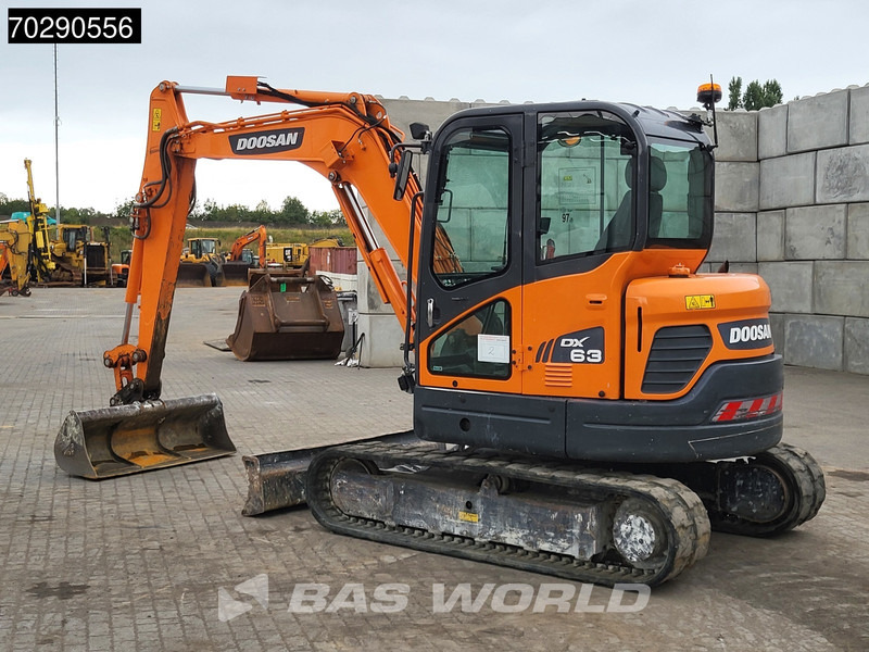 Doosan DX63-3 3 BUCKETS - A/C - Mini excavator: picture 5 Doosan DX63-3 3 BUCKETS - A/C - Mini excavator: picture 5