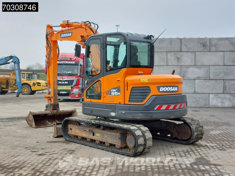 Mini excavator Doosan DX85 R-3 A/C - 3 Buckets: picture 6 Mini excavator Doosan DX85 R-3 A/C - 3 Buckets: picture 6