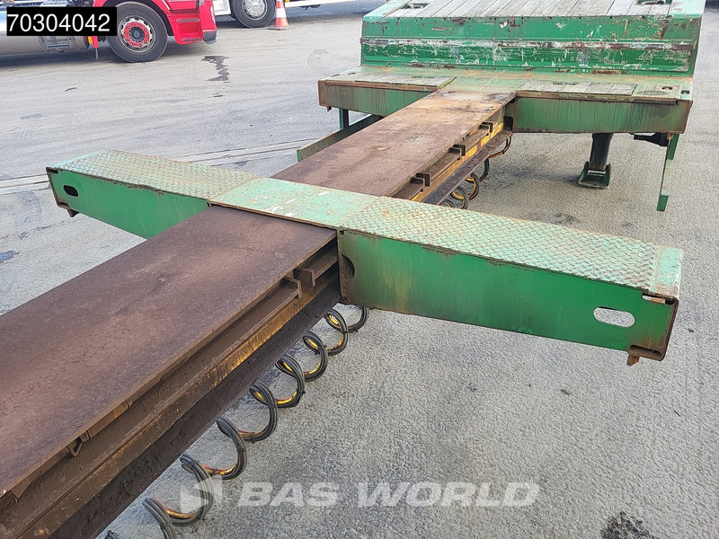 Low loader semi-trailer Faymonville STN-3AU 3 axles Steering Axle Extendable: picture 13 Low loader semi-trailer Faymonville STN-3AU 3 axles Steering Axle Extendable: picture 13