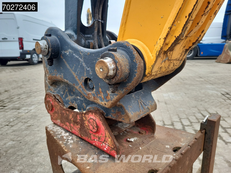 Crawler excavator Hyundai HX145 LCR: picture 15