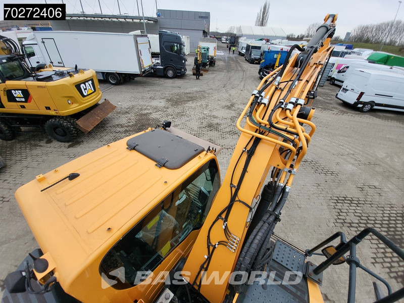 Crawler excavator Hyundai HX145 LCR: picture 12