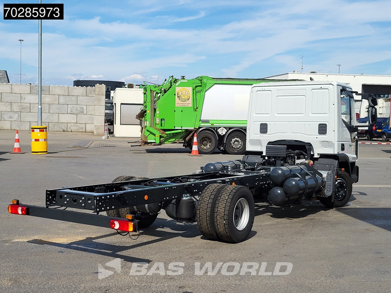 Iveco Eurocargo 120LE210 4X2 6x CNG Tanks Telma Manual Euro 6 - Cab chassis truck: picture 5 Iveco Eurocargo 120LE210 4X2 6x CNG Tanks Telma Manual Euro 6 - Cab chassis truck: picture 5