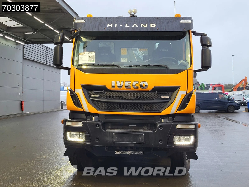 Tipper, Crane truck Iveco Trakker 450 8X4 HIAB 211 EP-4 Hiduo Kran Crane Big-Axle 2-Side Tipper Euro 6: picture 12 Tipper, Crane truck Iveco Trakker 450 8X4 HIAB 211 EP-4 Hiduo Kran Crane Big-Axle 2-Side Tipper Euro 6: picture 12